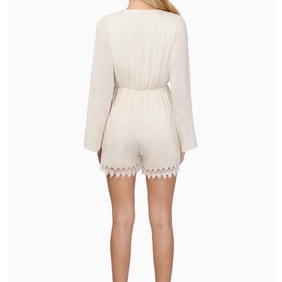 TOBI Cream Romper - Picture 4 of 11